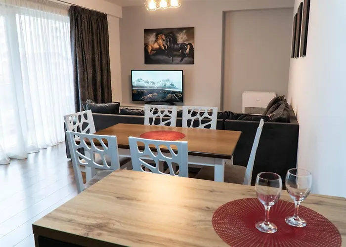 Signature 5 地拉那