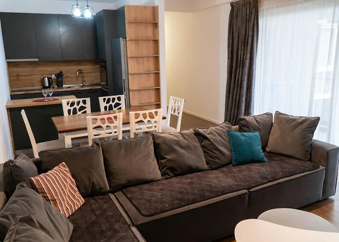 Signature 5 地拉那